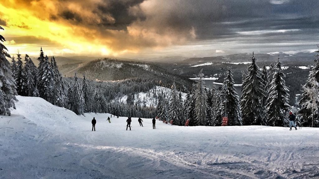 FOTO Weekend la schi. Peisaje uimitoare pe pârtiile din Cluj