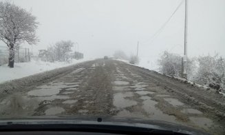 Sute de gropi împânzesc drumurile Clujului. Cele mai afectate zone și soluțiile propuse de autorități