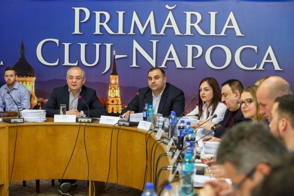 Primarii de municipii resping ”categoric” propunerile Ministerului Finanţelor privind alocările bugetare şi preluarea integrală a unor categorii de cheltuieli descentralizate