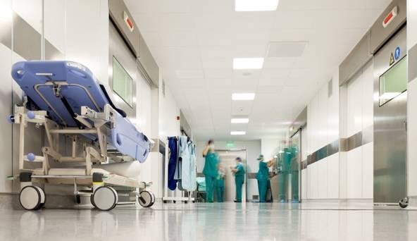 Un bărbat de 63 de ani a murit din cauza gripei. Numărul deceselor a ajuns la 70