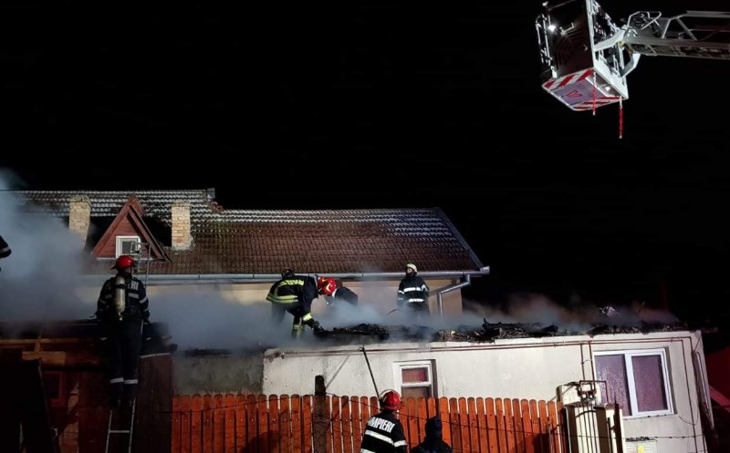 Încă o casă mistuită de flăcări în Cluj-Napoca