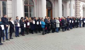 Magistraţii din Cluj ies din nou în stradă