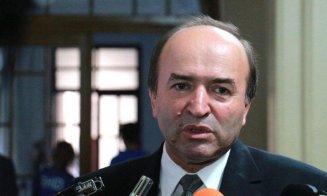 Toader îi prezintă premierului un proiect pentru modificarea OUG pe legile justiţiei