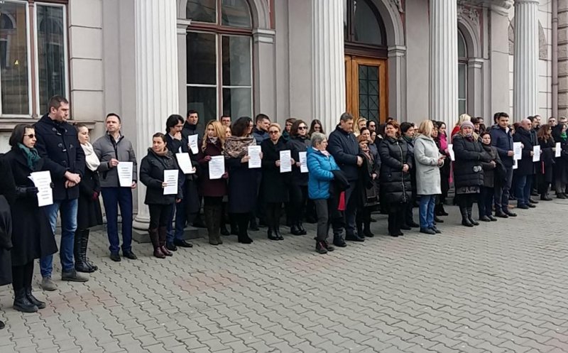 Un nou protest al magistraţilor din Cluj. Cetăţenii sunt chemaţi să li se alăture
