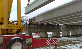 AutostradaTransilvania.  Imagini cu pasajul peste râul Mureș și calea ferată