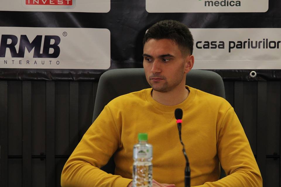 E fan Cristiano Ronaldo și îl admiră pe Mats Hummels, dar vrea în Liga 1 cu "U"