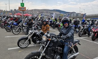 Convoi motociclişti