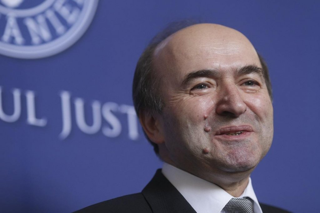 Dăncilă, referitor la Toader: Voi lua o decizie în cadrul Comitetului Executiv Naţional