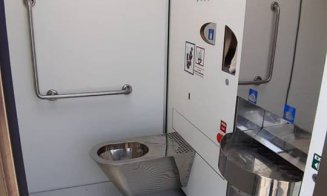 Două toalete publice de 50.000 de euro bucata, date în funcţiune la Cluj. Unde sunt amplasate