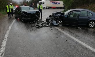 6 răniţi într-un accident cu 3 maşini, la ieşire din Cluj spre Mureş. Trafic blocat