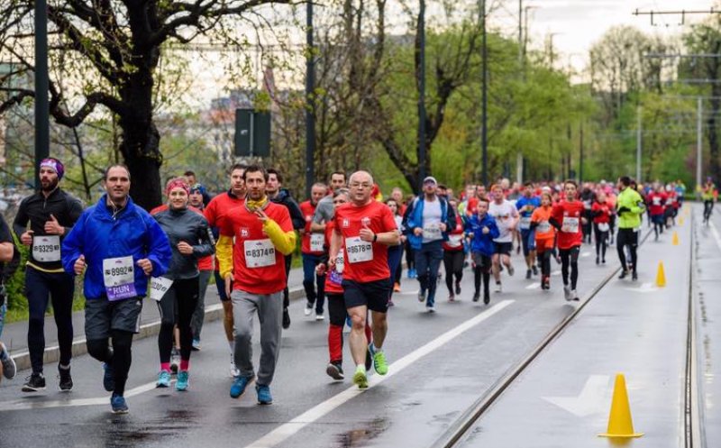 Emil Boc și angajații Primăriei Cluj-Napoca au alergat la Maratonul Internațional Cluj