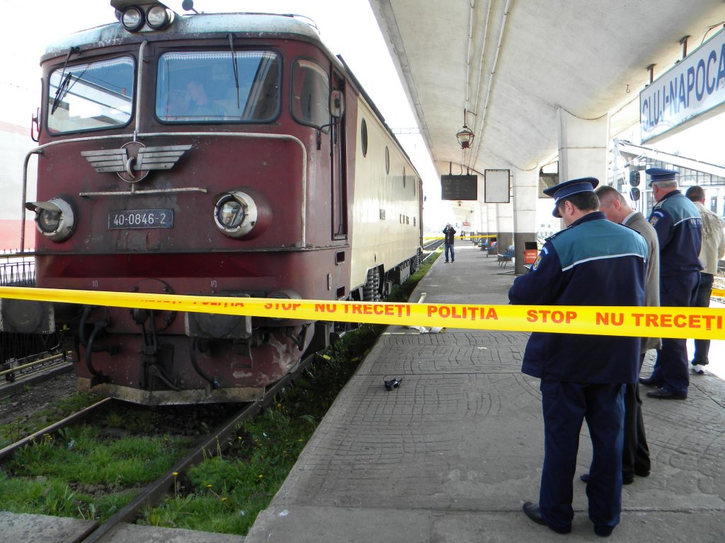 Tânără cu dizabilități, lovită de tren în gara din Cluj