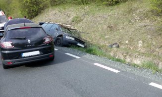 Accident cu 3 maşini pe drumul Sfântul Ion. Şoferul vinovat era beat