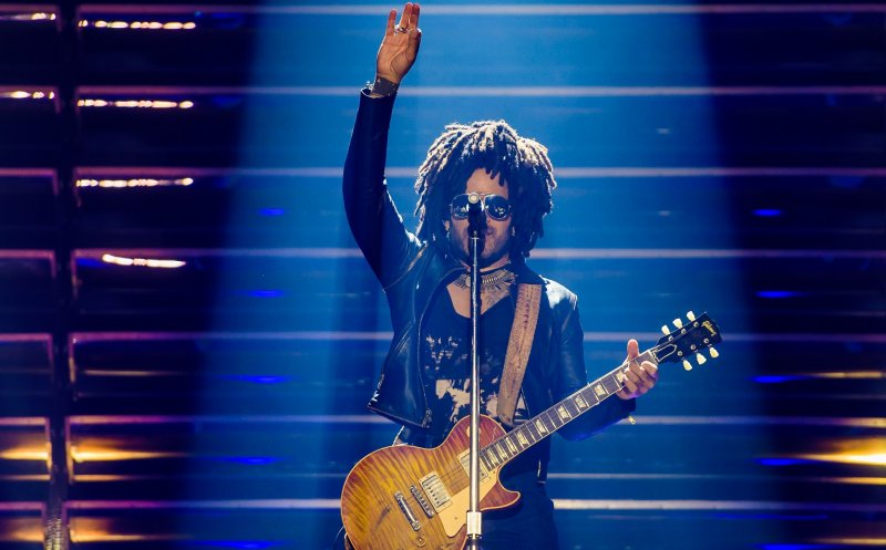 Lenny Kravitz, în fața a 7.000 de clujeni: "Nu bani, nu posesiuni, ci timpul este darul!"
