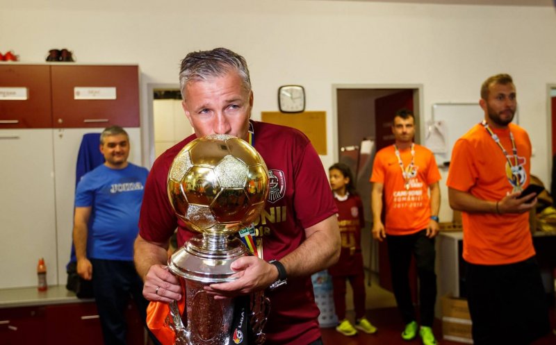 Petrescu: "Mă bucur că am luat decizia să mă întorc, dar trofeul trebuie împărţit"