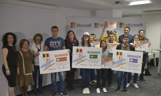 Doi elevi din Cluj, la campionatul mondial Microsoft Office Specialist de la New York