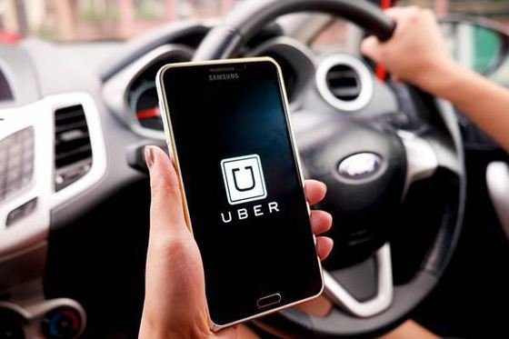 UBER: Povestea unei companii admirată de milioane şi contestată de milioane