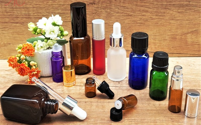 Recipientele cosmetice-solutia pentru un bagaj eficient