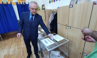 Primarul Clujului, la urne: "Votez pentru un parcurs european al României"/ "Ieşiţi la vot!"