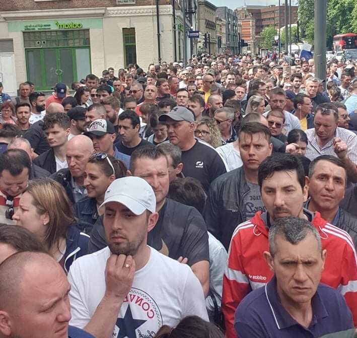 VOT DIASPORA!  Țările în care au votat cei mai mulți români! COZI kilometrice