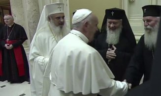 Papa Francisc a fost primit de patriarhul Daniel