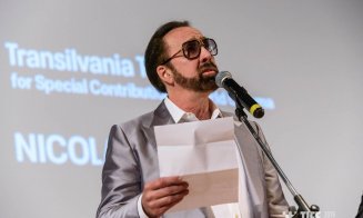 Cum l-au primit clujenii pe Nicholas Cage. Deseară merge la Castelul Banffy