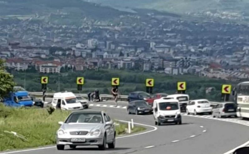 Accident grav pe Feleac. Un biciclist s-a izbit de parapet
