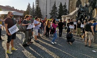 Solidaritate interetnică la Cluj. Românii şi maghiarii, marş în centrul oraşului după incidentele din Valea Uzului