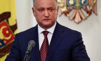 Criză politică la Chișinău: Președinte suspendat și parlament dizolvat