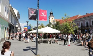 Meciul sezonului pe Cluj Arena. Suporterii Universității Cluj s-au strâns în centrul orașului, înaintea partidei de baraj
