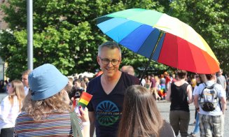 Mii de persoane, la Marșul Cluj Pride. Comunitatea LGBTQ cere parteneriat civil și drepturi egale