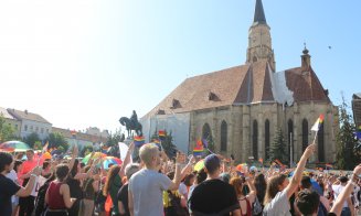 Mii de persoane, la Marșul Cluj Pride. Comunitatea LGBTQ cere parteneriat civil și drepturi egale