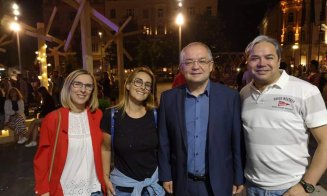 Primarul Clujului Never Sleeps / Dezbatere cu tinerii în miez de noapte, apoi la silent party