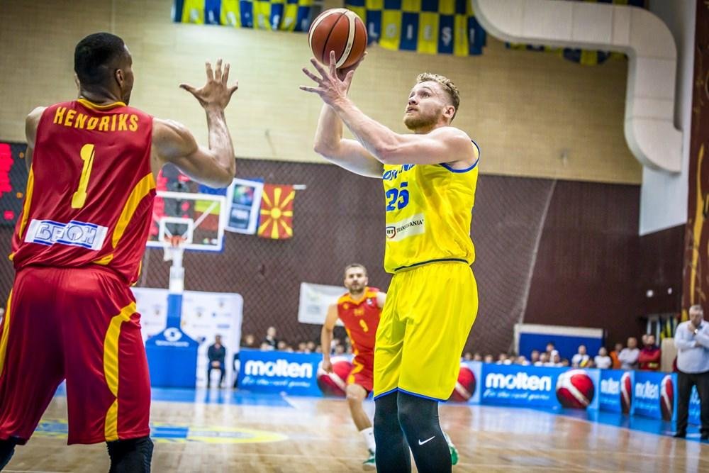 Doi baschetbaliști de la U-BT, convocați la lotul national. România se pregătește de pre-calificările EuroBasket 2021