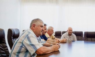 Consilierii locali din Câmpia Turzii și-au donat indemnizațiile elevei de 10 a orașului