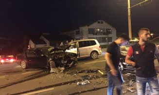 Accident cu 3 maşini pe podul Ira. Şoferul vinovat ar fi fugit, un rănit