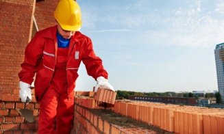 Firme de construcții din Cluj, amendate cu 300.000 lei / Locuri de muncă și echipamente, sistate