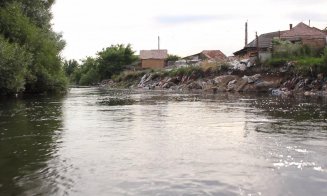 Apele Române nu amendează Floreștiul pentru munții de gunoaie de pe Someș