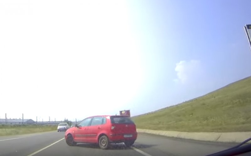 Imagini incredibile cu accidentul din Răscruci! Întoarce pe banda continuă