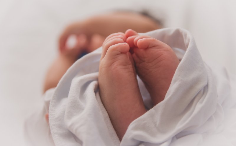 A apărut aparatul care descifrează plânsului bebeluşilor