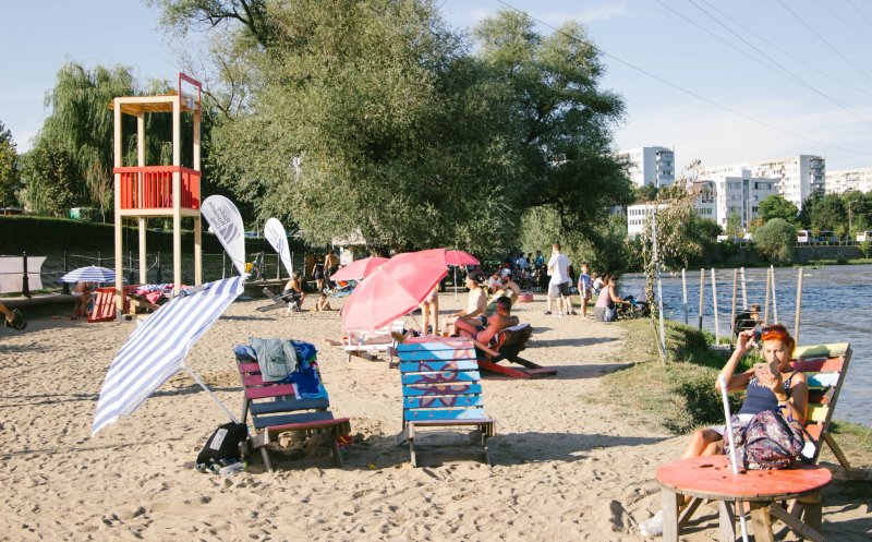 Vamos a la Playa!  Distracție, concursuri, leneveală și bălăceală