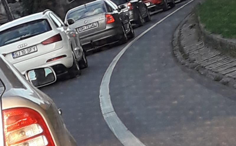 Au revenit coloanele de duminică. Trafic în pas de melc între Gilău și Florești