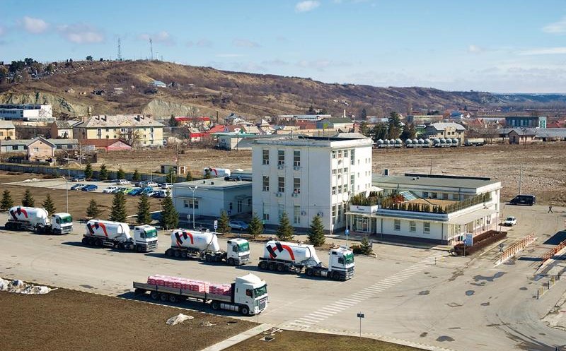 Proprietarii fabricii de ciment din Turda vor să cumpere un producător de BCA