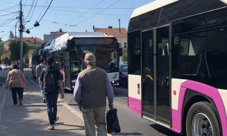 OMUL ZILEI la Cluj: Un şofer a ţinut blocaţi în autobuz patru hoți de buzunare, până a venit poliţia