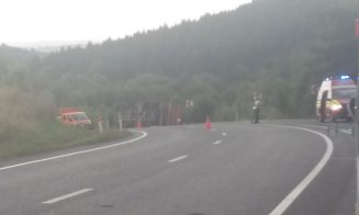 TIR răsturnat lângă Păniceni. Circulația spre Cluj a fost blocată