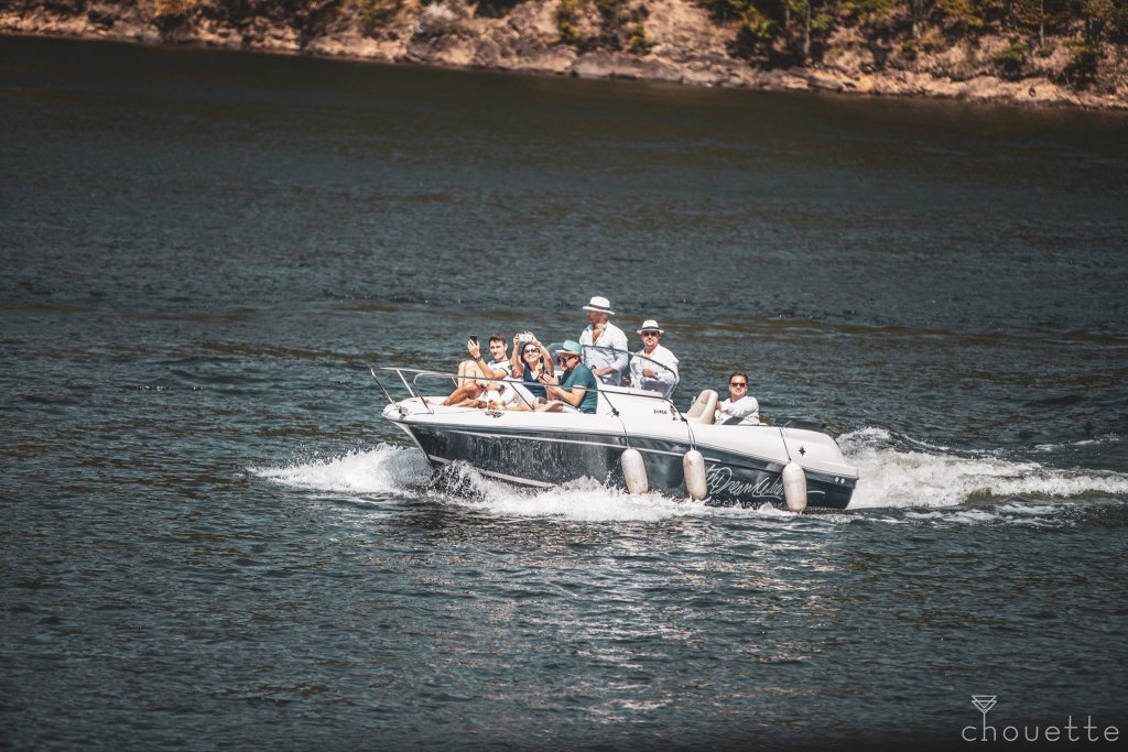 Continuă războiul împotriva bărcilor cu motor și a jet-ski-urilor de pe Tarnița și Beliș