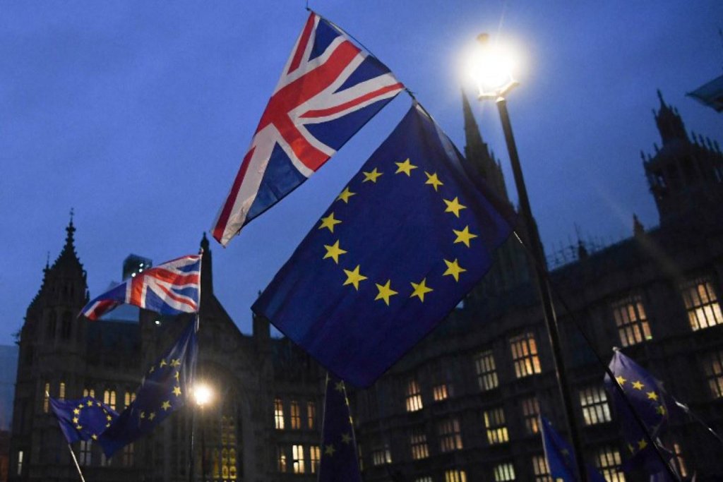 Planurile BREXIT au fost publicate: Scumpirea alimentelor şi lipsa medicamentelor, printre „posibilele consecinţe”