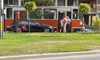 Accident între un tramvai și o mașină în Mănăștur