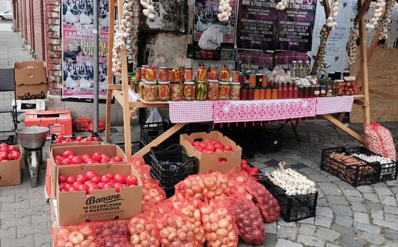 Satul vine la oraș