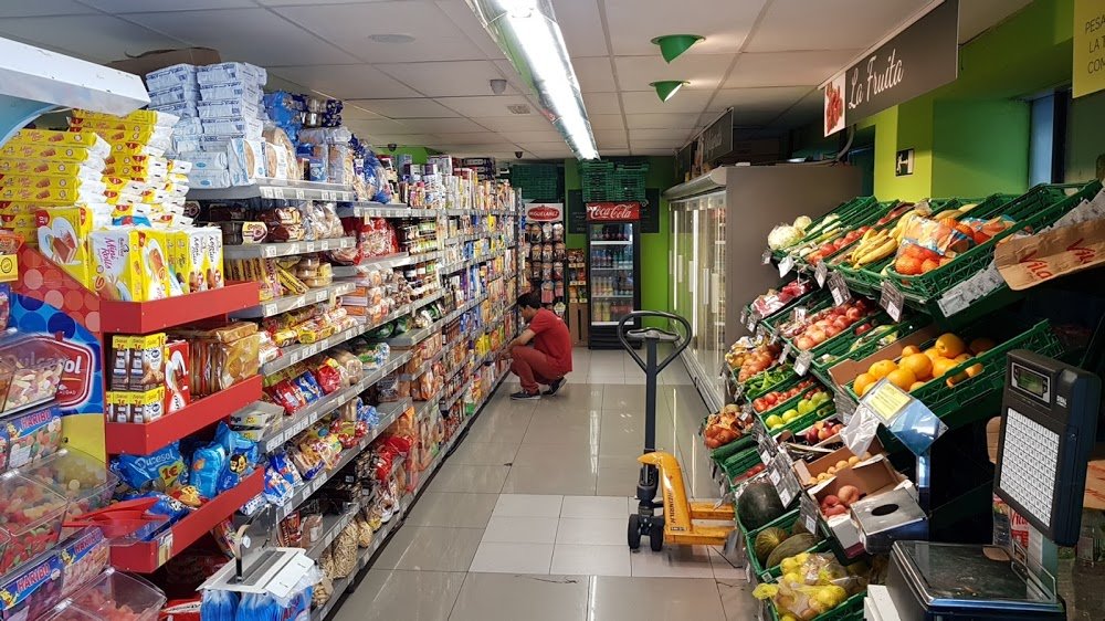 Trei magazine din Cluj au fost închise de Protecția Consumatorilor, pentru probleme cu prețurile